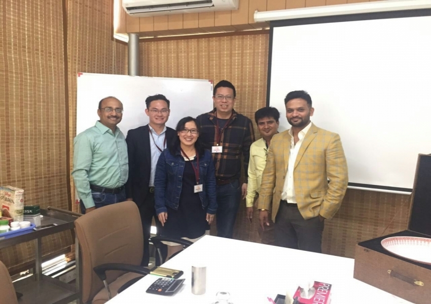 2017年印度參觀、考察圓苞車(chē)前子殼供應(yīng)商